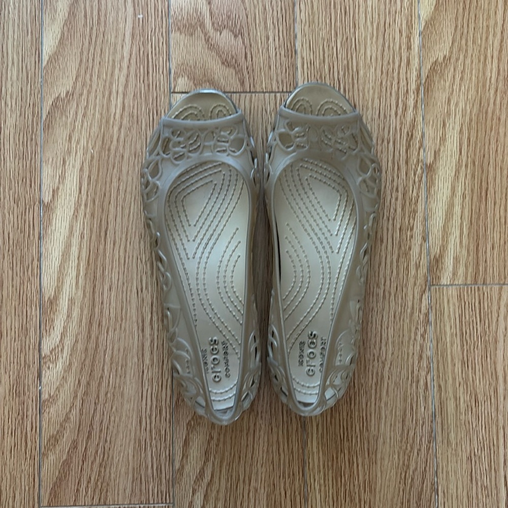 Crocs slip on shoes nude